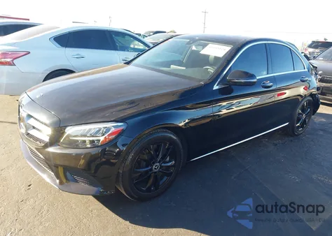 2020 Mercedes-Benz C 300 z USA, uszkodzony, nr VIN WDDWF8DB9LR526331